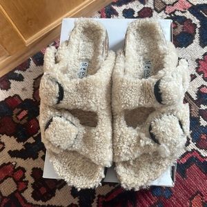 NWT Birkenstock big buckle teddy